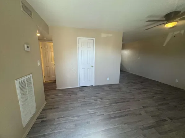 4360 Twin View Cir APT 1, Las Vegas, NV 89121