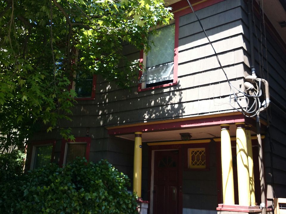 Building Photo 3