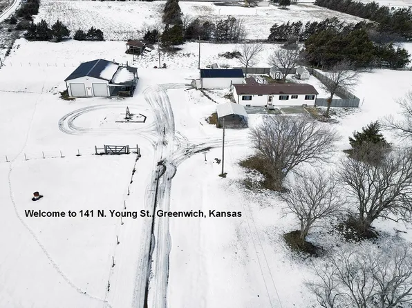 141 N Young St, Greenwich, KS 67055