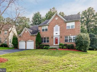 12401 Rochino Ct, Glenn Dale, MD