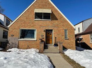 3543 S 12th St, Milwaukee, WI 53221
