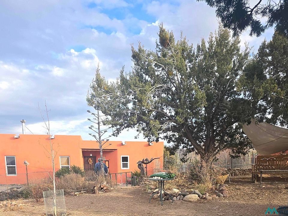 1st image of 241 Hooker Loop