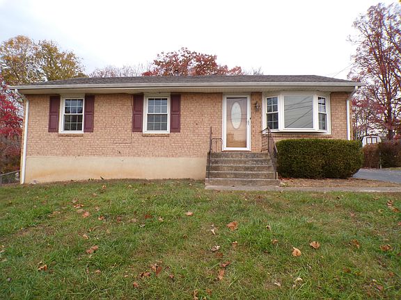 2nd image of 2657 Creekwood Dr