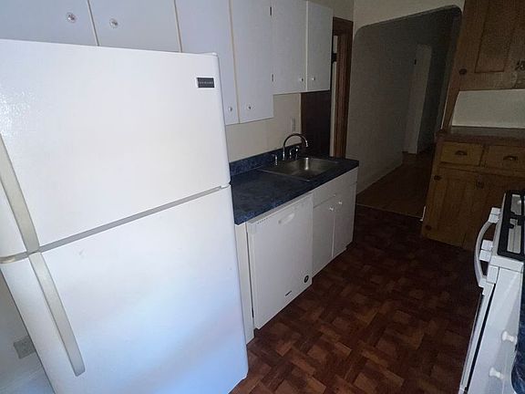 2nd image of 2626 N Moreland Blvd APT 8