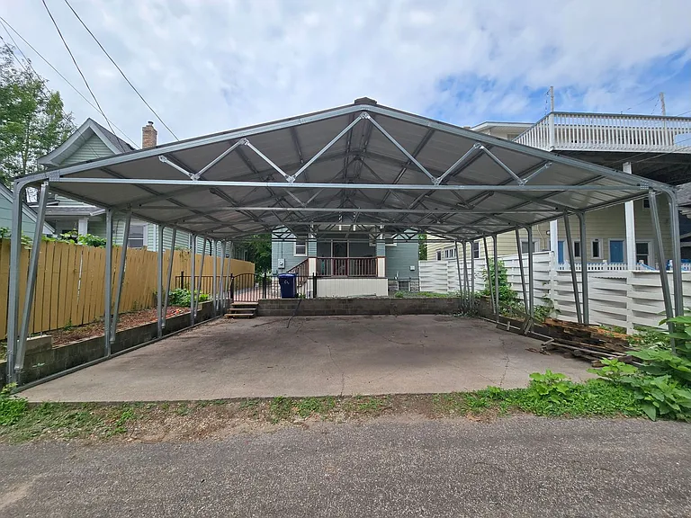 670 Ottawa Ave — Photo 24