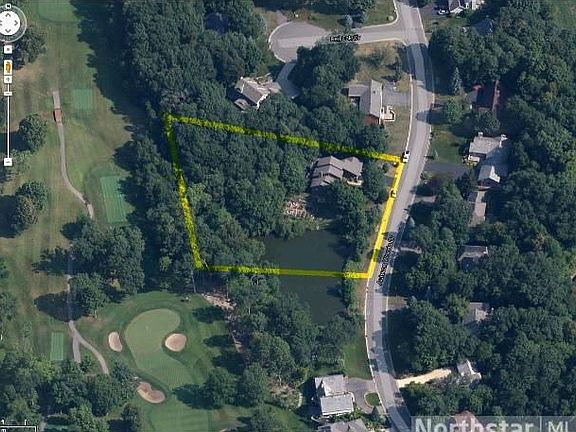5th image of 2980 Autumn Woods Dr