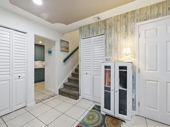 4702 Holly Lake Drive, Greenacres, FL 33463