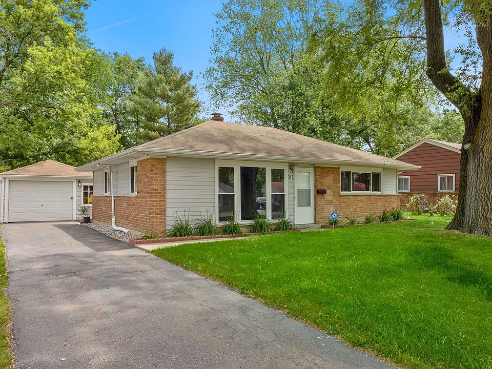 1st image of 312 Blackhawk Dr