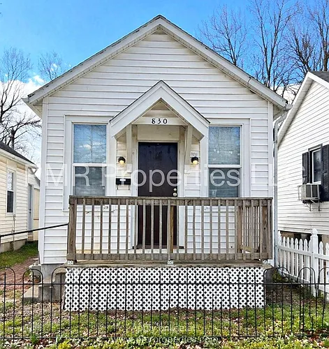 830 Warsaw Ave Photo 1