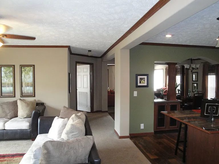 3184 Lee Road 137 — Photo 3