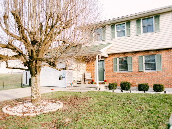 8002 Vinson St, Maysville, KY 41056