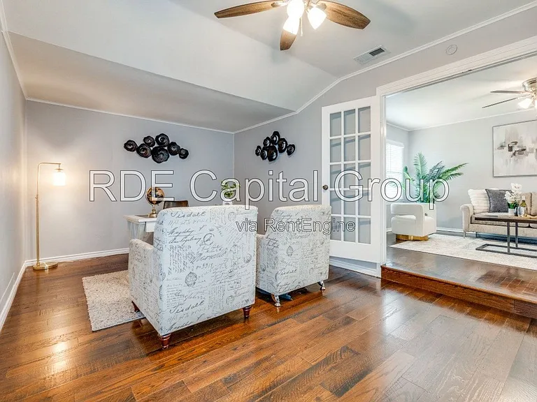 2736 Rolinda Dr — Photo 5