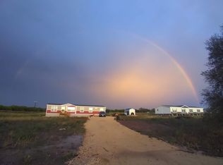 1515 County Road 1670, Moore, TX 78057