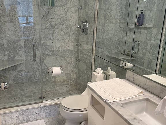 4th image of 1 Bay Club Dr APT 20X