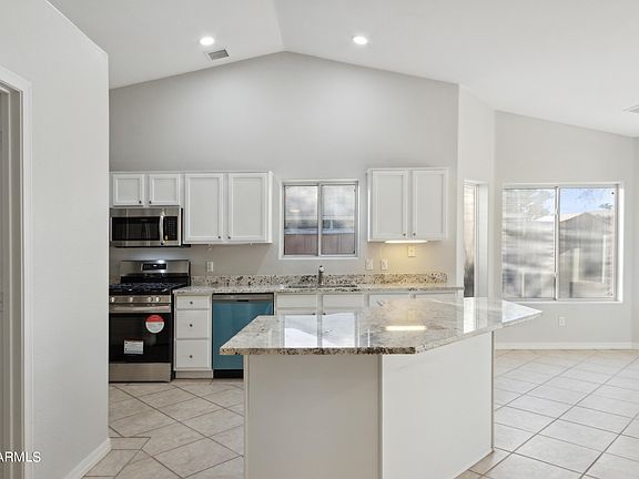 4th image of 1668 E JASMINE Street
