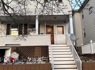 160 Bryant St #1, Malden, MA 02148