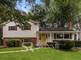 6737 Gettysburg Dr, Sylvania, OH 43560
