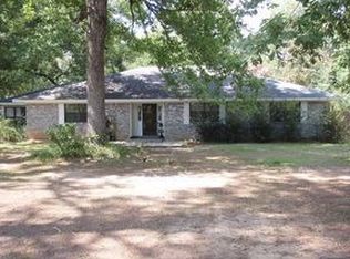 7303 Esler Field Rd, Pineville, LA 71360