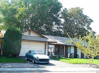 1810 S Palouse St, Kennewick, WA