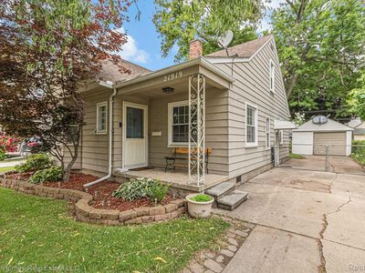 21919 Gaukler St, Saint Clair Shores, MI, 48080