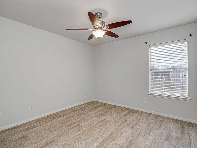 21922 Catoosa Dr — Photo 26