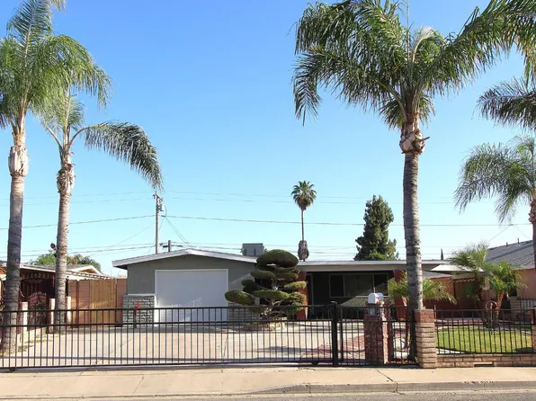 118 W 20th Ave, Delano, CA 93215
