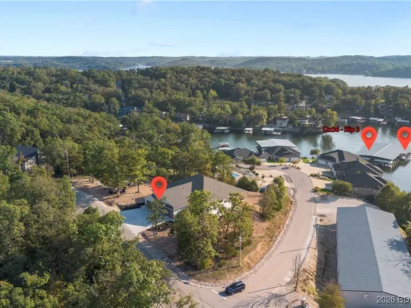 420 Outer Dr, Lake Ozark, MO 65049