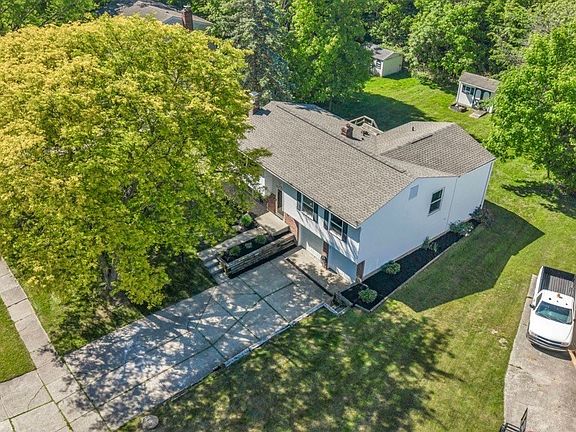 4th image of 3326 Concord Dr