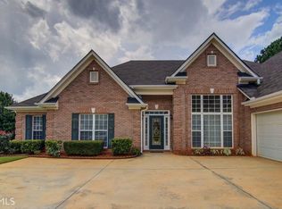 221 Thorn Berry Way, Conyers, GA