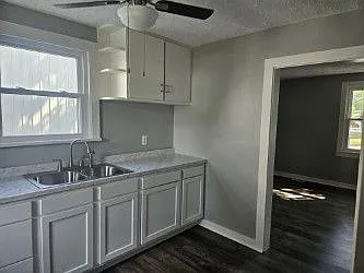 1155 Hartzell St — Photo 10