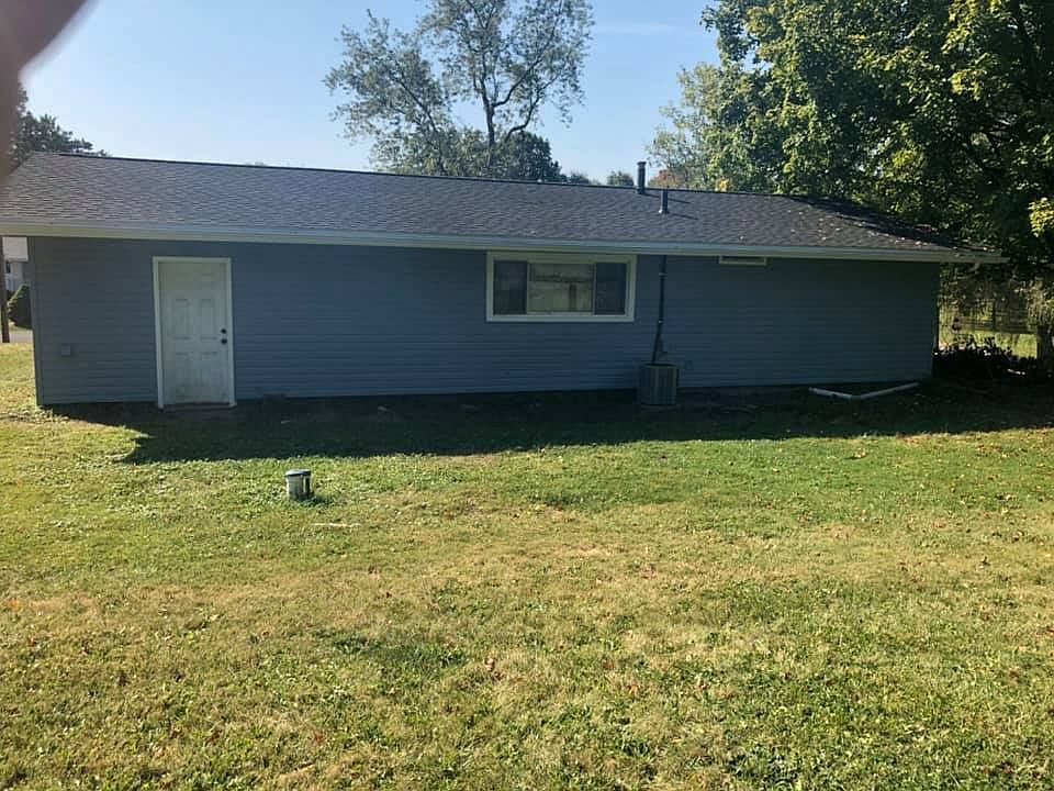 2nd image of 3419 Symphony Ln