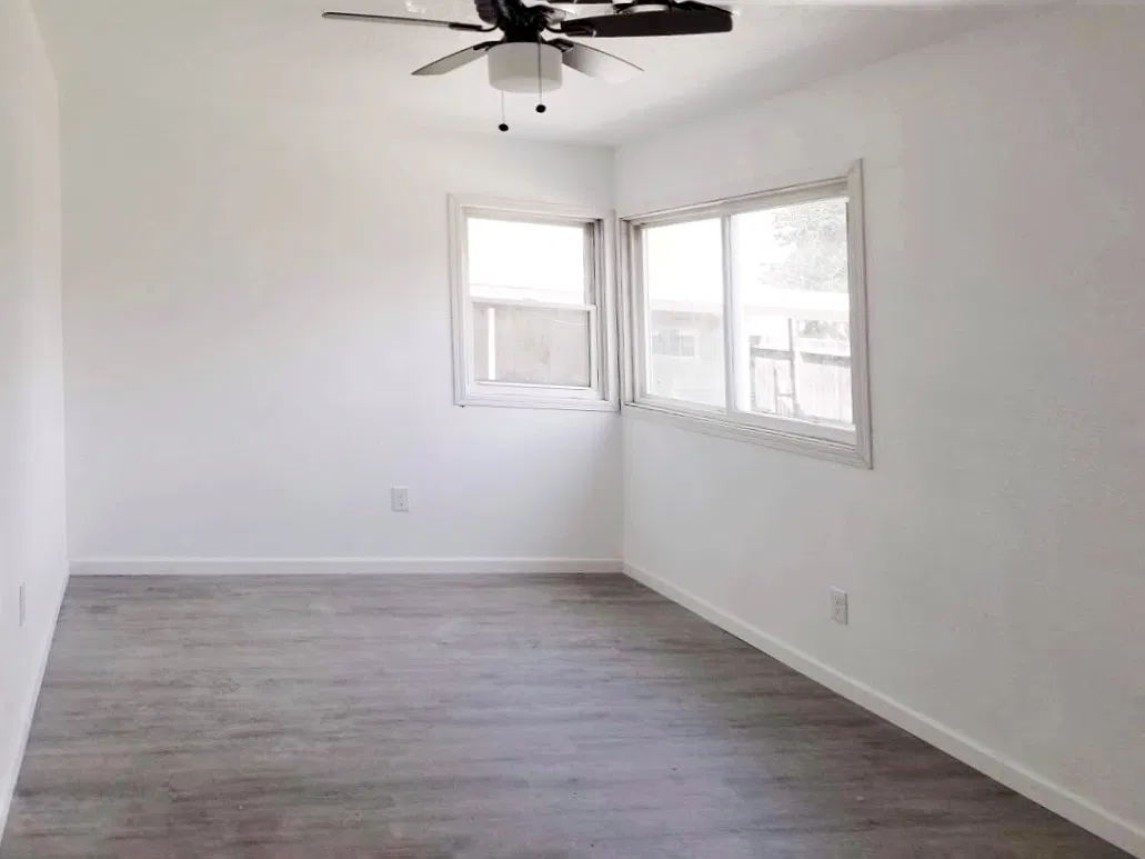 1487 N San Pablo Ave — Photo 3