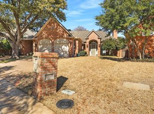 17105 Vista Tree Cir, Dallas, TX 75248