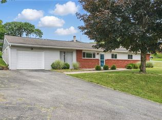 218 Longview Dr, Irwin, PA 15642