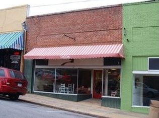 208 E Nash St, Louisburg, NC 27549