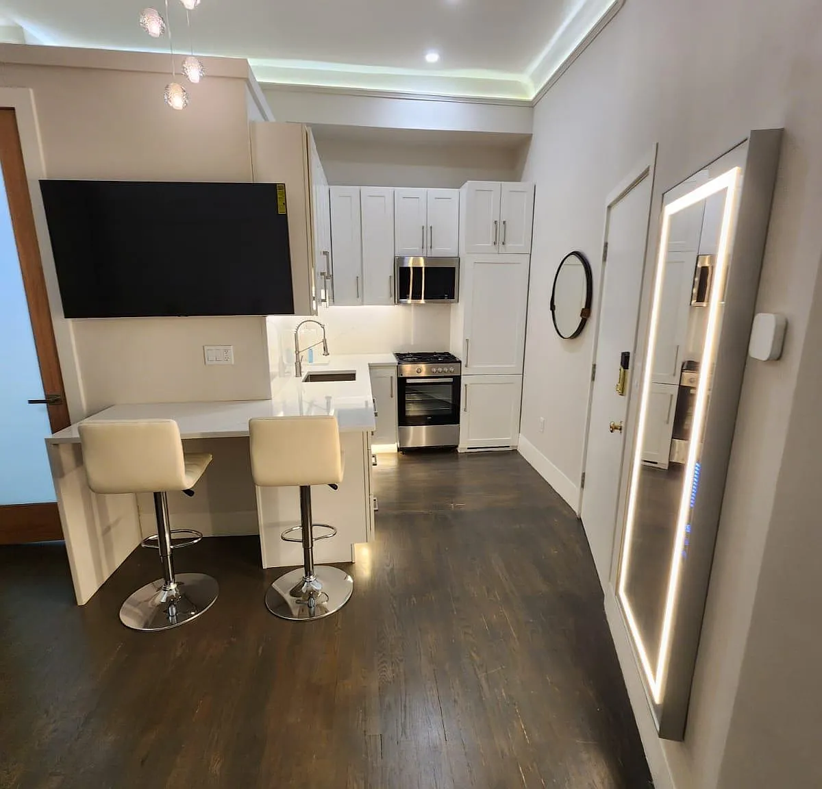 362 Commonwealth Ave — Photo 1