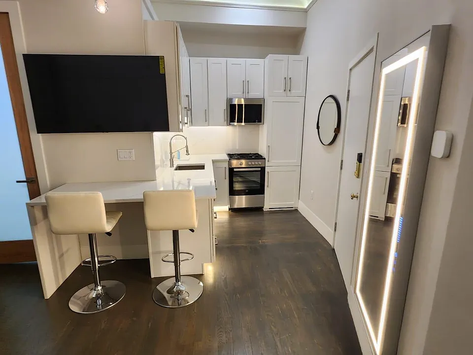 362 Commonwealth Ave #1B