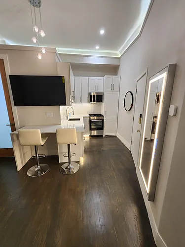 362 Commonwealth Ave #1B Photo 1