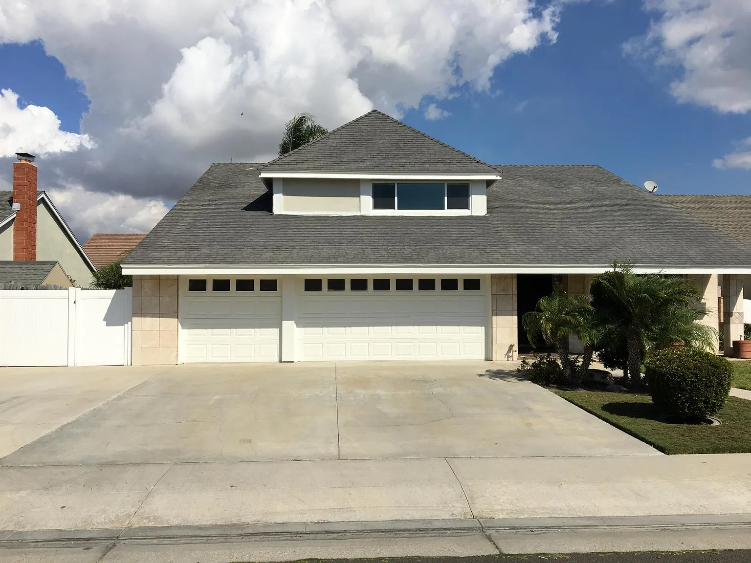 4 bed, 2264 sqft, $7,000 — Photo 1