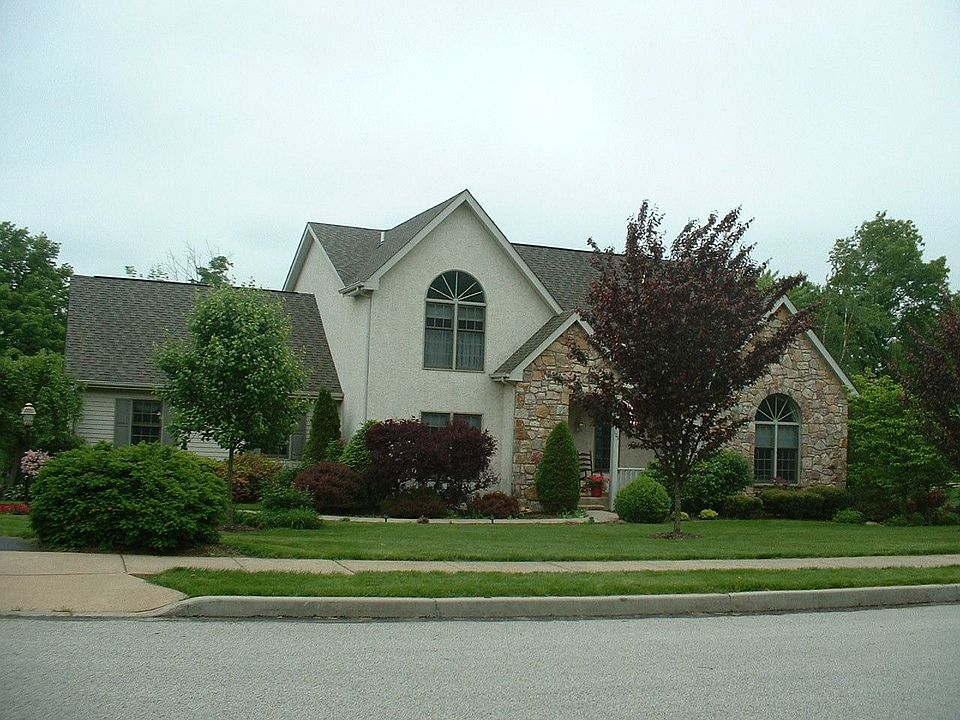 105 Summit Drive