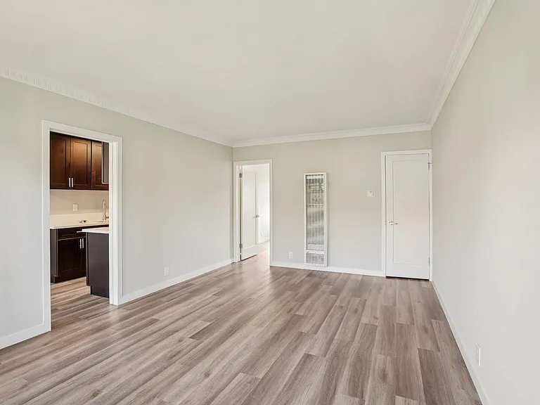 Ladera Apartments — Photo 22