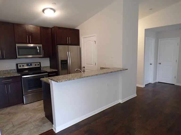 1380 Cunat Ct #2A — Photo 8