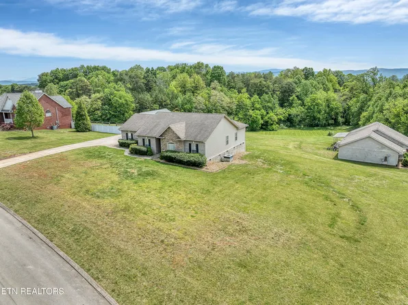 3237 Reiley Dr, Maryville, TN 37801
