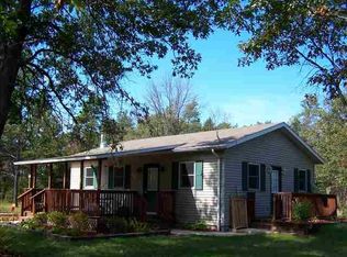 W5256 Aroma Ln, Necedah, WI 54646