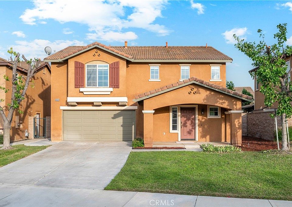 1st image of 38354 Falcon Ct