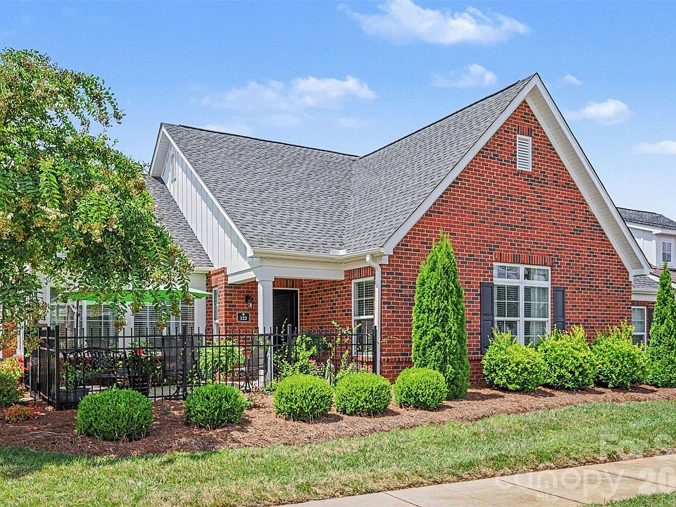 1st image of 123 Adelaide Way
