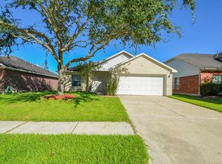 10715 Gold Finch Rd, Baytown, TX 77523