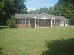 1626 New Hope Rd, Hilham, TN 38568