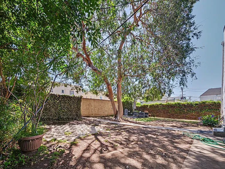 418 N Ogden Dr #9 — Photo 17