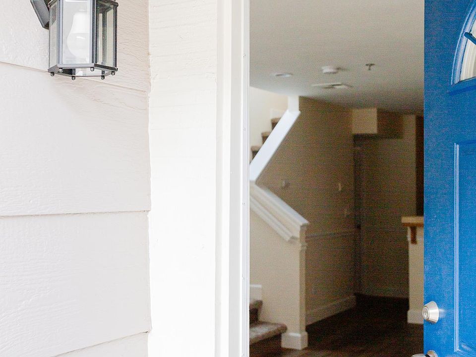 1st image of 1072 Westbury Ct